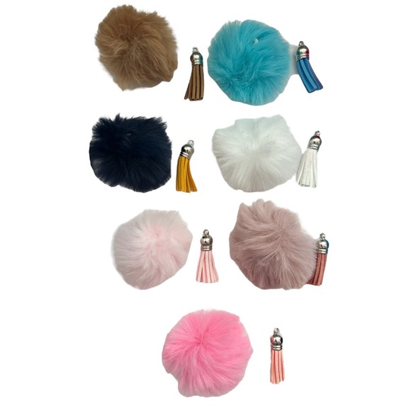 Custom QR Poshmark Closet Fluffy Pom Pom Keychain - Picture 4 of 8